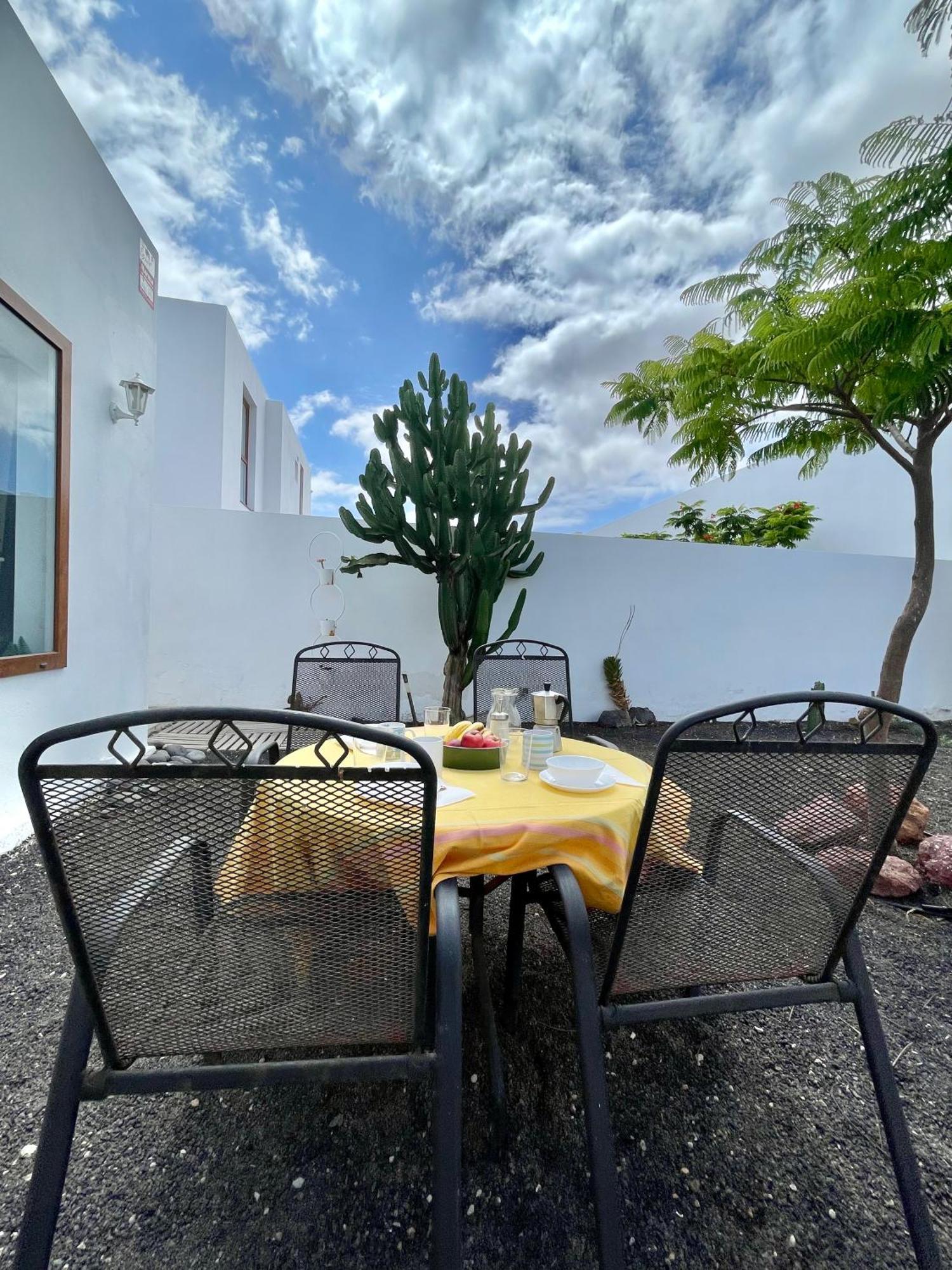 Loft La Cueva De Los Pajaros Playa Blanca Dış mekan fotoğraf
