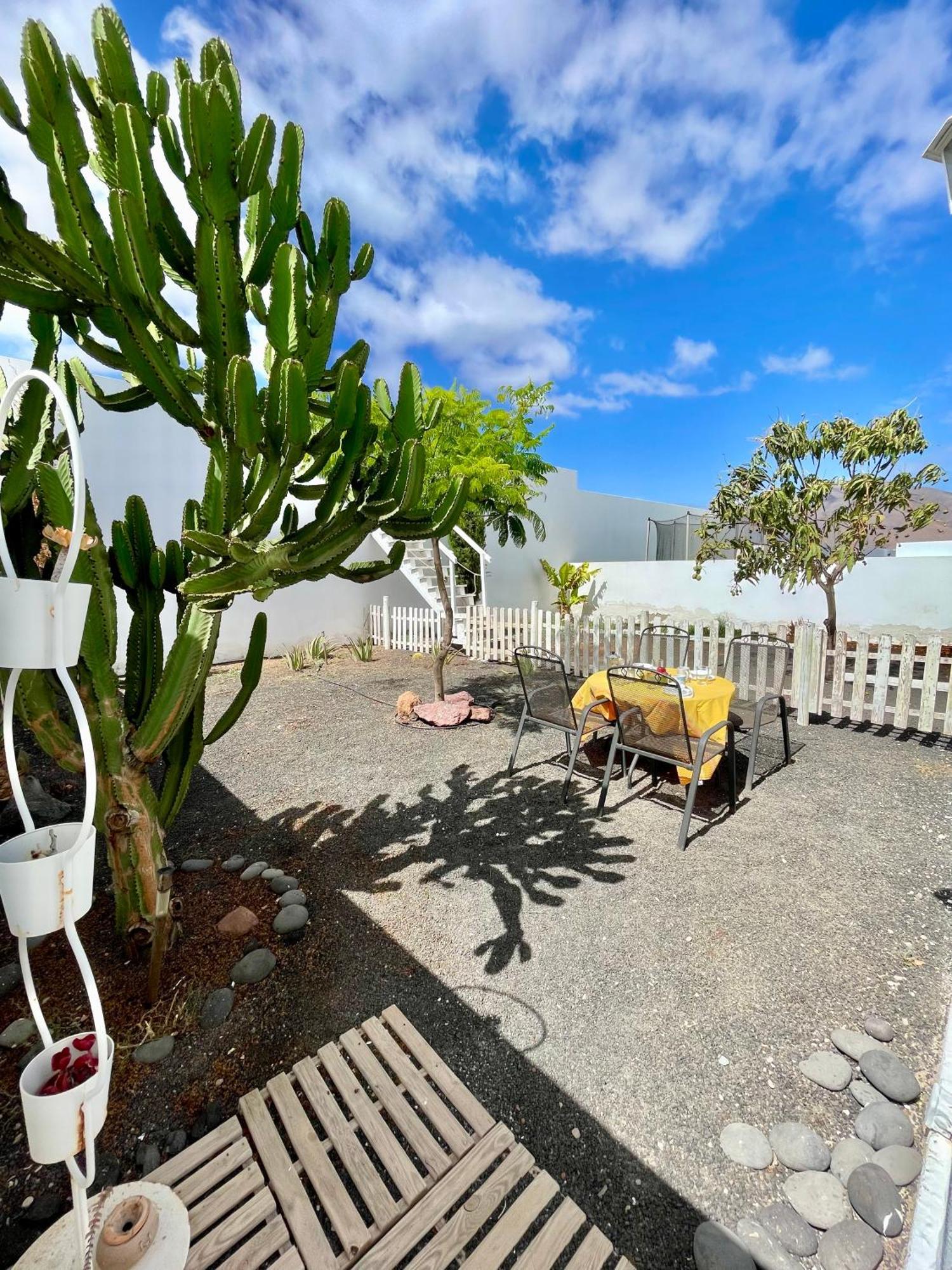 Loft La Cueva De Los Pajaros Playa Blanca Dış mekan fotoğraf